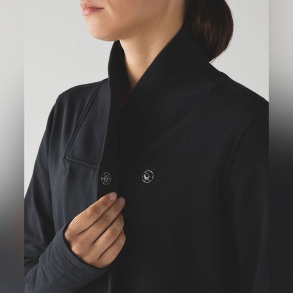 Lululemon Belle Black Wrap Sweatshirt Cardigan Sz 4 - Picture 9 of 16